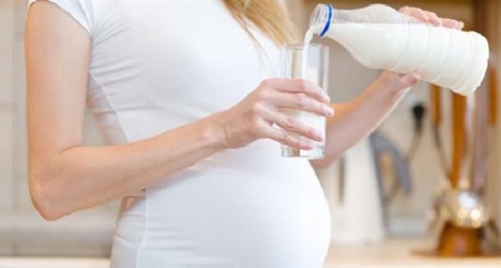 بالفيديو.. للحوامل.. تناول اللبن هام للحفاظ على قوة عظامك