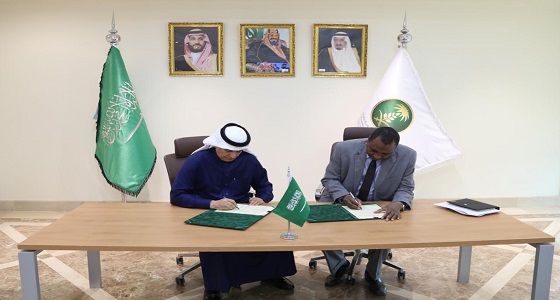 ” الفضلي ” يوقع اتفاقيات لتحسين جودة الخدمات المقدمة للمستفيدين