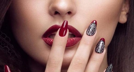 طرق بسيطة لإنتزاع الأظافر الصناعية دون ألم