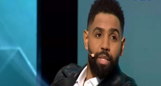 بالفيديو.. فنان عربي: لا أعرف والدي