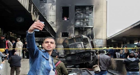 أول تعليق من صاحب &#8221; السيلفي &#8221; الذي أشعل غضب المصريين بعد الحريق
