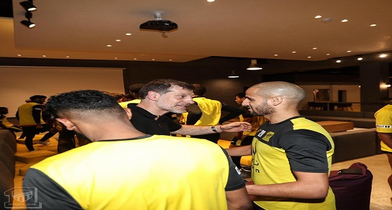 بالصور.. بيليتش يودع أعضاء فريق الاتحاد