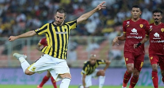 ” بيزتش ” في صفوف ” إف سي سيؤول ” لمدة عام ونصف