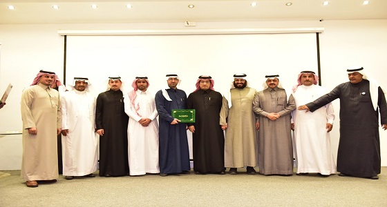 بالصور.. العسيري: تكريم المتقاعدين لمسة وفاء لمن خدموا وطنهم بكل إخلاص