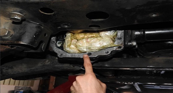 جمرك الدرة يُحبط تهريب أكثر من 115 ألف حبة كبتاجون