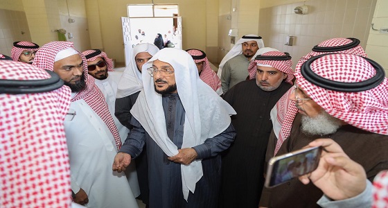 بالصور.. وزير الشؤون الإسلامية يتفقد ميقاتي قرن المنازل ووادي محرم