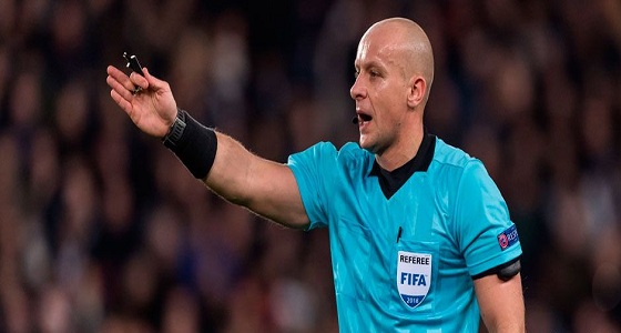 الكشف عن حكم مباراة أياكس وريال مدريد في ثمن نهائي دوري الأبطال