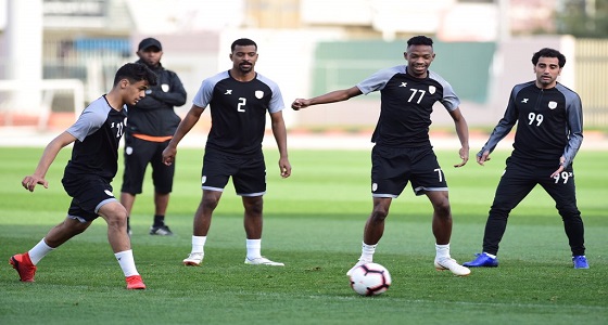 بالصور.. الشباب يواصل تدريباته