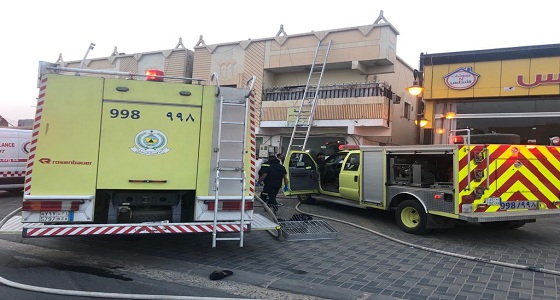 بالصور.. إصابة شخصين في حريق بأحد أحياء نجران