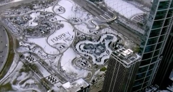 بالصورة.. أكثر عرض زواج رومانسي.. ” فقط بالثلوج “