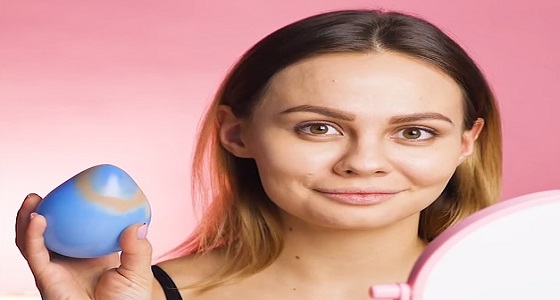 بالصور.. استخدمي البالونات بديلا لإسفنجة المكياج