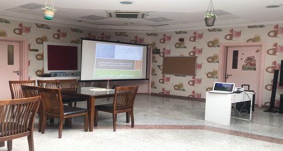 بالصور.. مركز التنمية الاجتماعية بوادي فاطمة يستقبل قائدات مدارس التعليم بالجموم