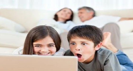 %38 من الآباء في الشرق الأوسط لا يستطيعون التحكّم في ما يراه أطفالهم على الإنترنت