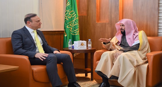 وزير العدل يستقبل السفير اللبناني ويبحث معه مجالات التعاون