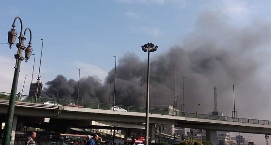 بالصور.. 20 قتيلا وعشرات المصابين إثر حريق ضخم بمحطة قطارات مصر