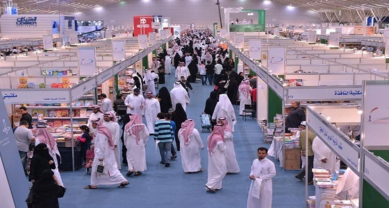 بالصور.. معرض الرياض الدولي للكتاب منارة ثقافية تجذب أكثر من مليون زائر سنويا