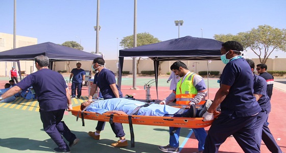 بالصور.. مجمع الأمل ينفذ فرضية لحريق وهمي