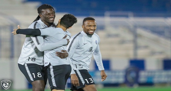 بالصور.. الهلال ينهي تحضيراته للنصر بمشاركة كاريلو