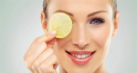 طريقة طبيعية لعلاج الكلف بالليمون