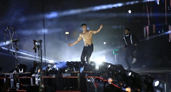 محمد رمضان متهم بخدش الحياء بعد ظهوره عاريا في حفل غنائي