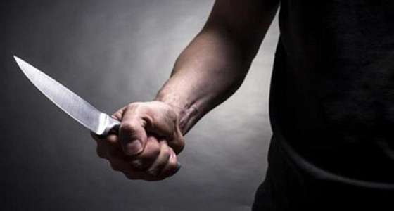 عامل يطعن إمام مسجد حتى الموت بدعوى تحرشه بابنته