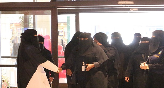 التأهيل الشامل للإناث بالقدس ينظم برامج توعوية لـ33 مستفيدة من ” الأيتام “