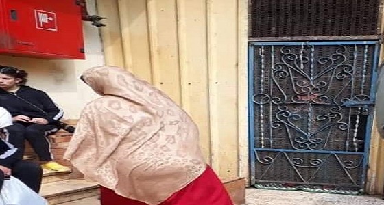 بالفيديو والصور.. فتيات معاقات داخل أقفاص حديدية بدار رعاية