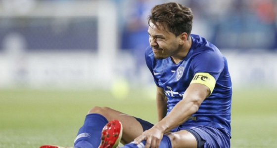 ” إدواردو ” يخضع لجلسة علاجية بعد إصابته خلال لقاء الدحيل