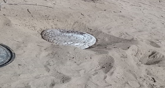 دفن مصنعين للخمور المحلية  بخميس مشيط