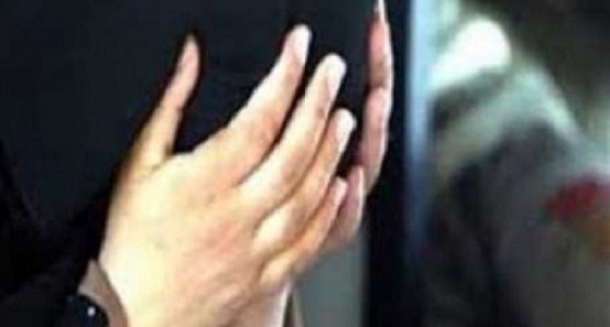 امرأة تطلب الخلع من زوجها لطلبه الجمع بينها وبين ضرتها في وقت واحد