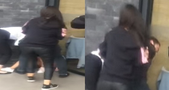 بالفيديو.. عراك عنيف بين 3 نساء بسبب ” شاب “
