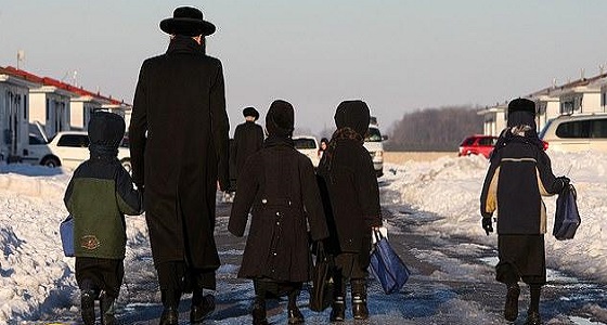 فضح خطة طائفة يهودية متشددة لاختطاف أطفال من والدتهم بعد تهديدها