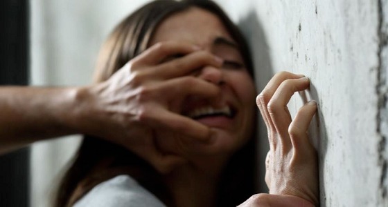 4 رجال يختطفون فتاة قاصر ويهتكون عرضها عنوة