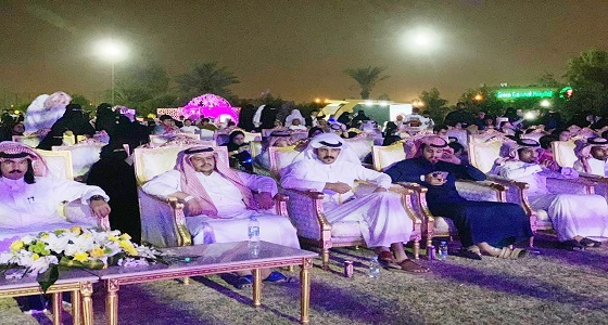 قلب واحد وأيام كورية تودع زوارها بزخات المط