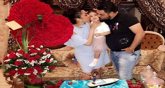 بالفيديو والصور.. دنيا بطمة تحتفل بعيد ميلاد زوجها وتتجاهل حلا وأسرتها