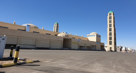 بعد 10 أعوام توقف عن البناء.. مطالبات بإعلاء صوت الآذان بمسجد ” القادسية “