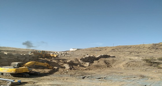 أمانة عسير تزيل تعديات على أراضي حكومية بمساحة تزيد عن مليون م2