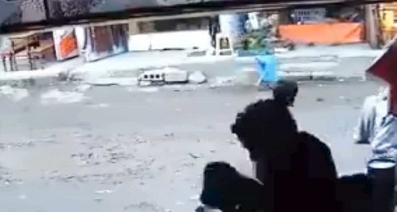 جريمة مروعة بصنعاء.. تاجر يُصفي جيرانه ثم يجلس بدم بارد أمام محله