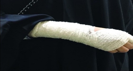 سناب شات يتسبب في مشاجرة عنيفة بين طالبات بمدرسة بجدة