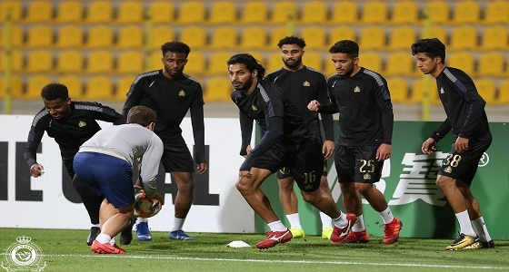 بالصور.. ” النصر ” يختتم استعداداته لمواجهة الوصل