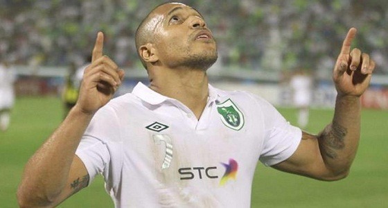 سيموس: حزين لرحيلي عن الأهلي.. وأتمنى الاعتزال بقميصه