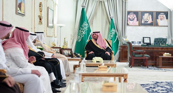 أمير  الشمالية يستقبل وفد ” المالية ” المشارك في مسائية الرؤية