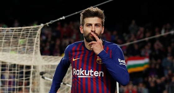 بيكيه يعود إلى بيته الثاني في أولد ترافورد