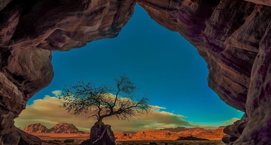 بالفيديو.. مصور يوثق مناظر طبيعية خلابة تبرز جمال تبوك