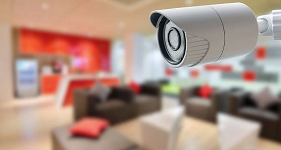تطبيقان يكشفان وجود كاميرا مراقبة بغرفة فندق أو شقة مفروشة