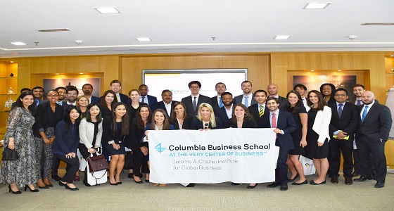 ” الهلال للمشاريع ” تستضيف وفداً من طلبة كلية كولومبيا للأعمال