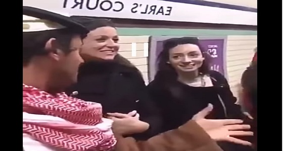بالفيديو.. شاب يوثق يومه في لندن بطريقة طريفة