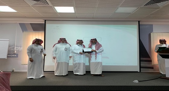 بالصور.. مجمع الأمل بالرياض يكرم ” مؤلفيه ” ويقيم معرضاً للكتاب