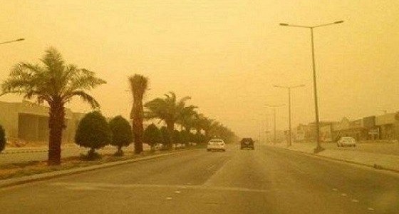 &#8221; الأرصاد &#8221; تحذر من استمرار الرياح السطحية على الرياض
