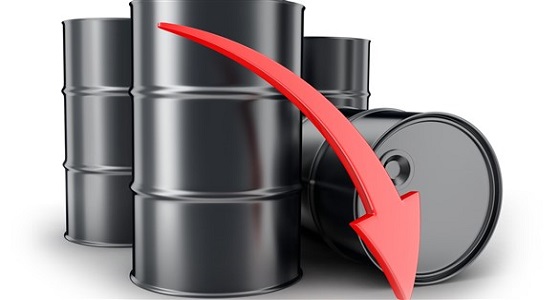 النفط يتراجع إلى 71 دولارا متأثرا بالحديث عن رفع إنتاج أوبك